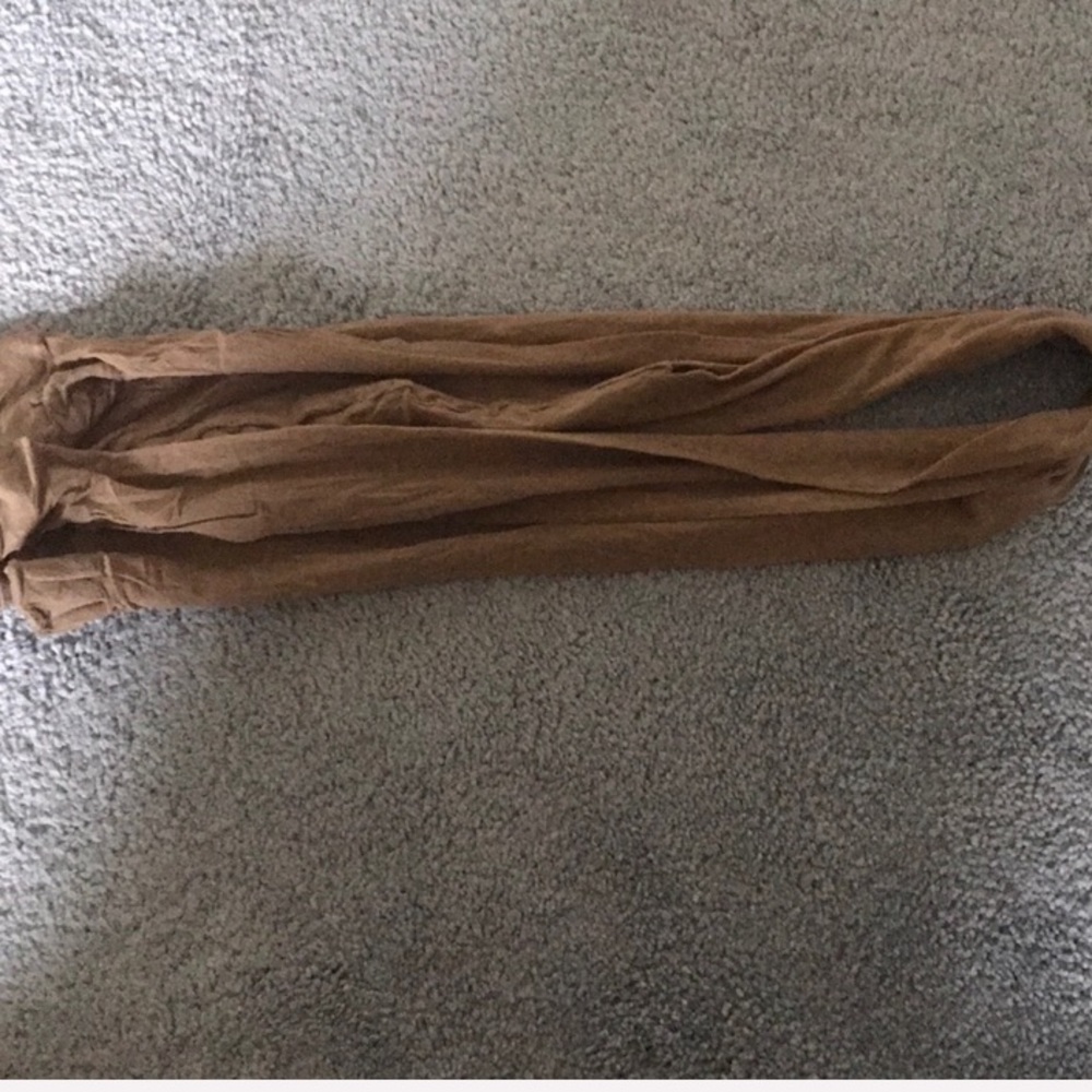 Nude tights